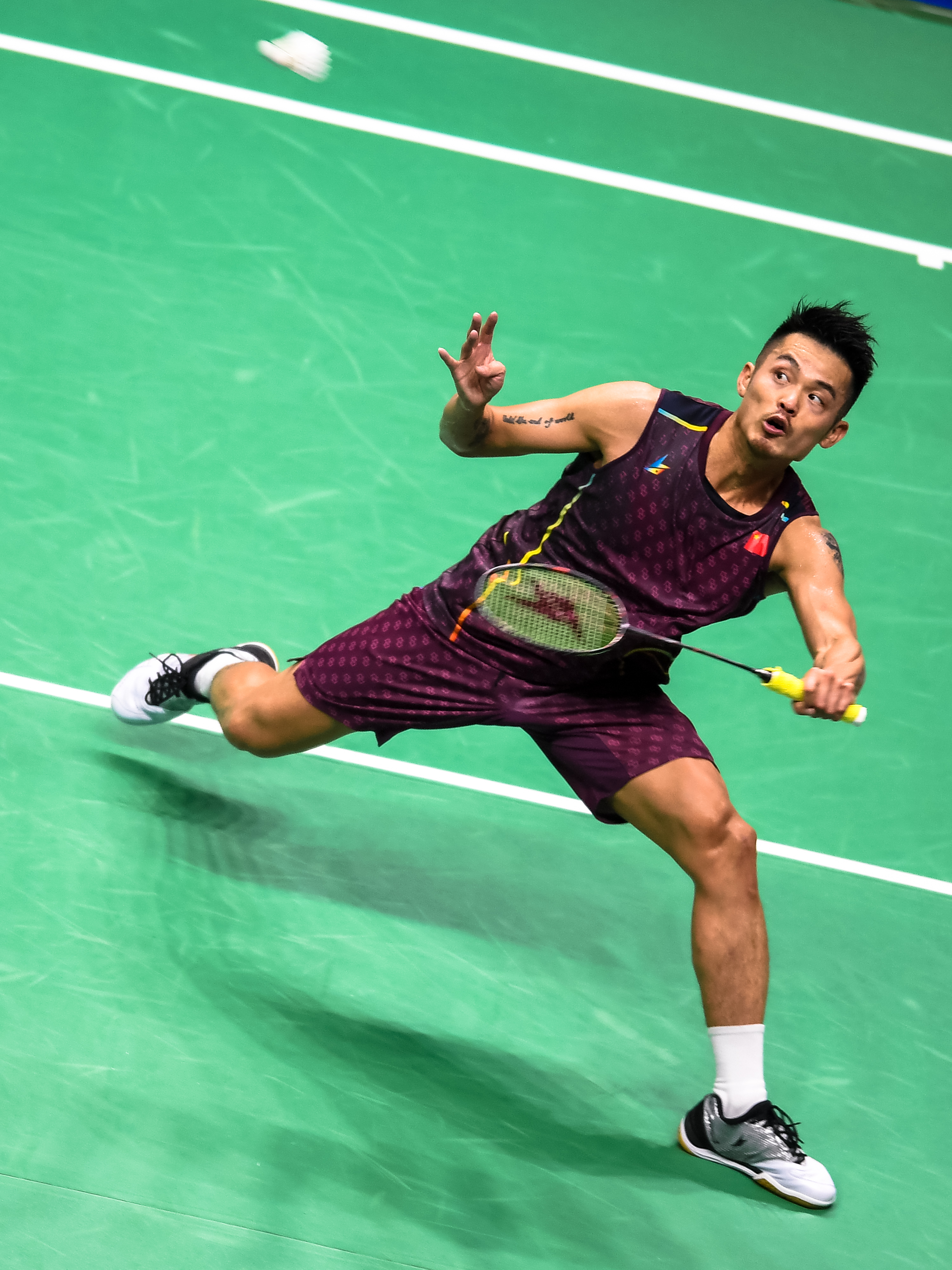 九游官网-法国羽毛球队轻取丹麦羽毛球队，林丹惊艳世界