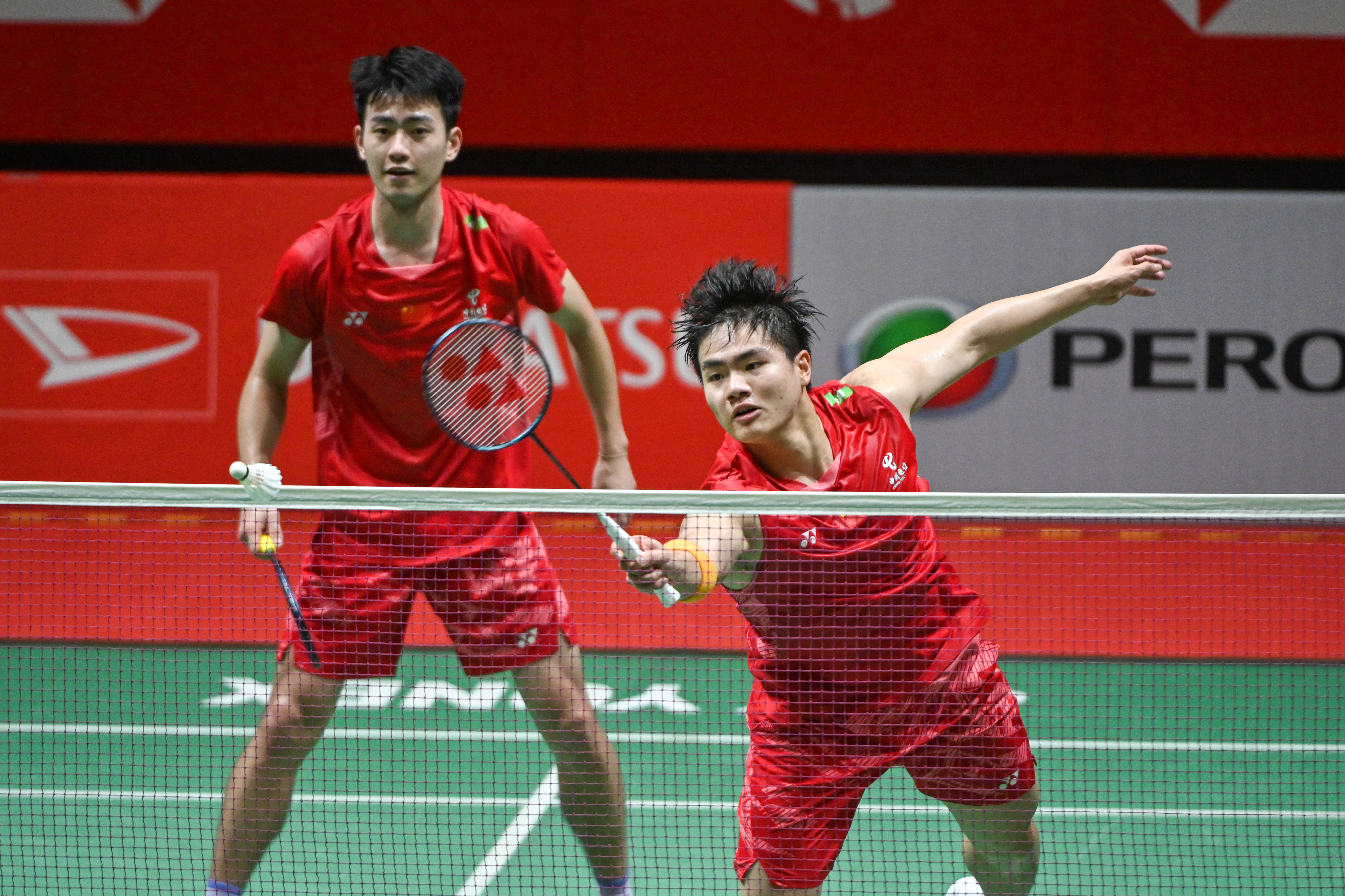 包含马来西亚羽毛球队险胜英格兰羽毛球队，辛杜爆发神勇的词条