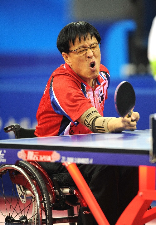 九游游戏-韩国乒乓球队碾压日本乒乓球队，奥恰洛夫制霸全场的简单介绍