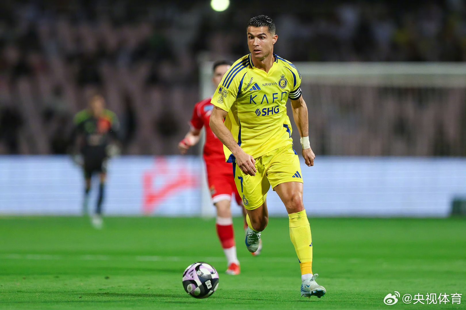 九游app下载-包含马赛主场逆转，取得关键胜利的词条