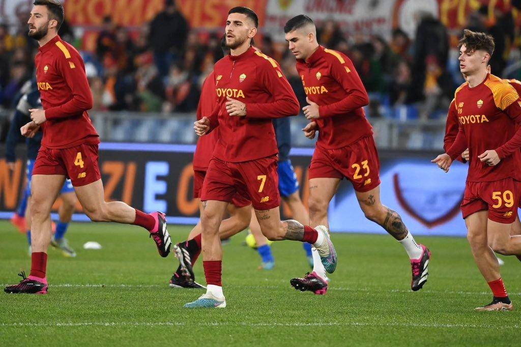 包含罗马阵容齐整备战，球员积极备战欧洲杯的词条