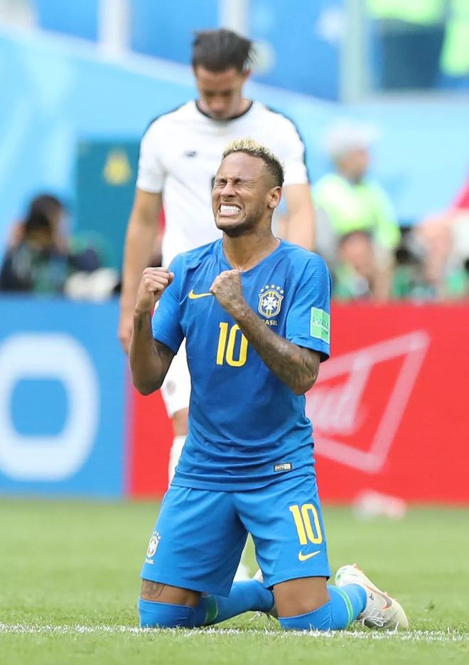 包含印度队轻取德国队，黄鸭组合关键制胜的词条