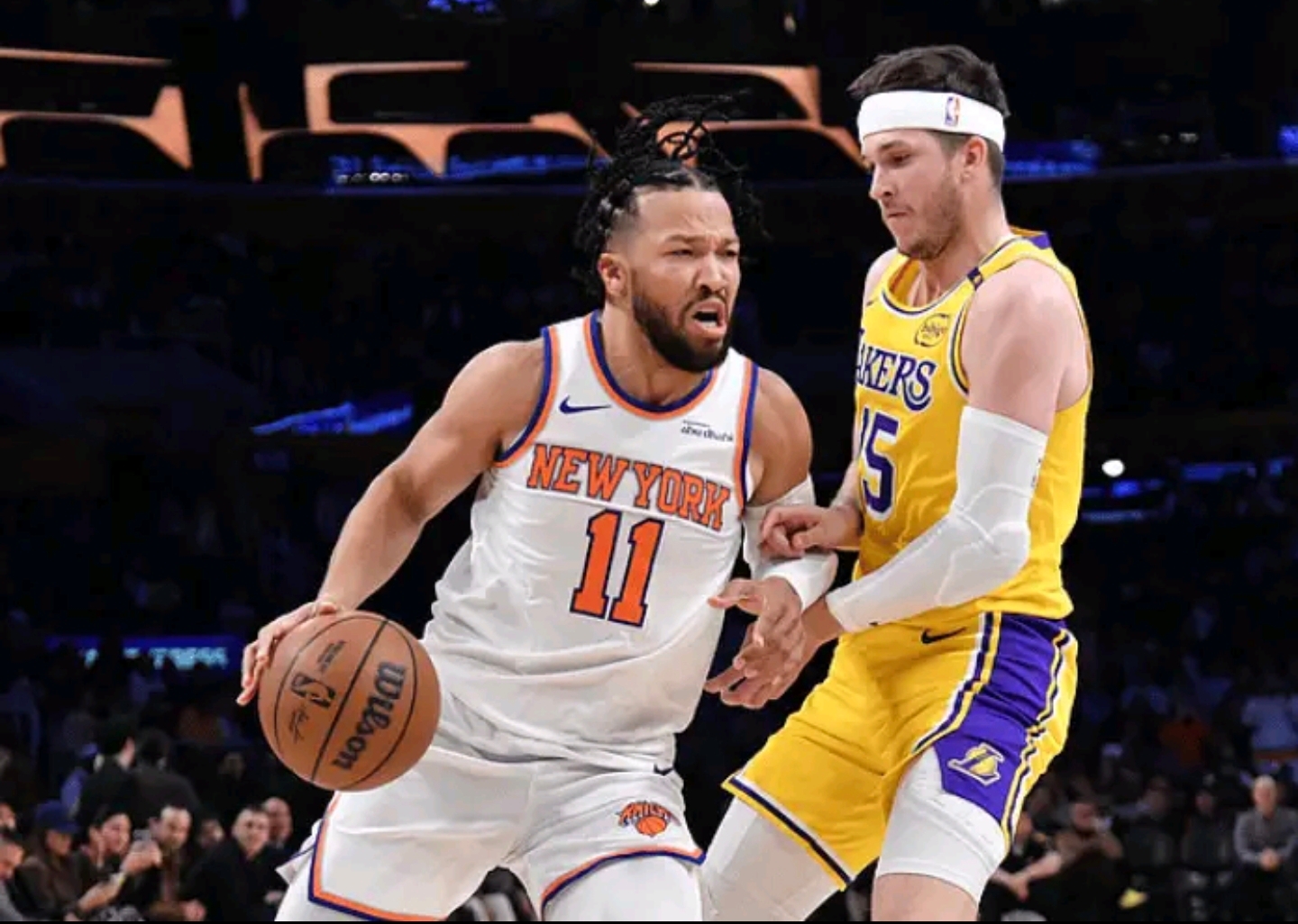 尼克斯横扫湖人，武切维奇高光表现的简单介绍