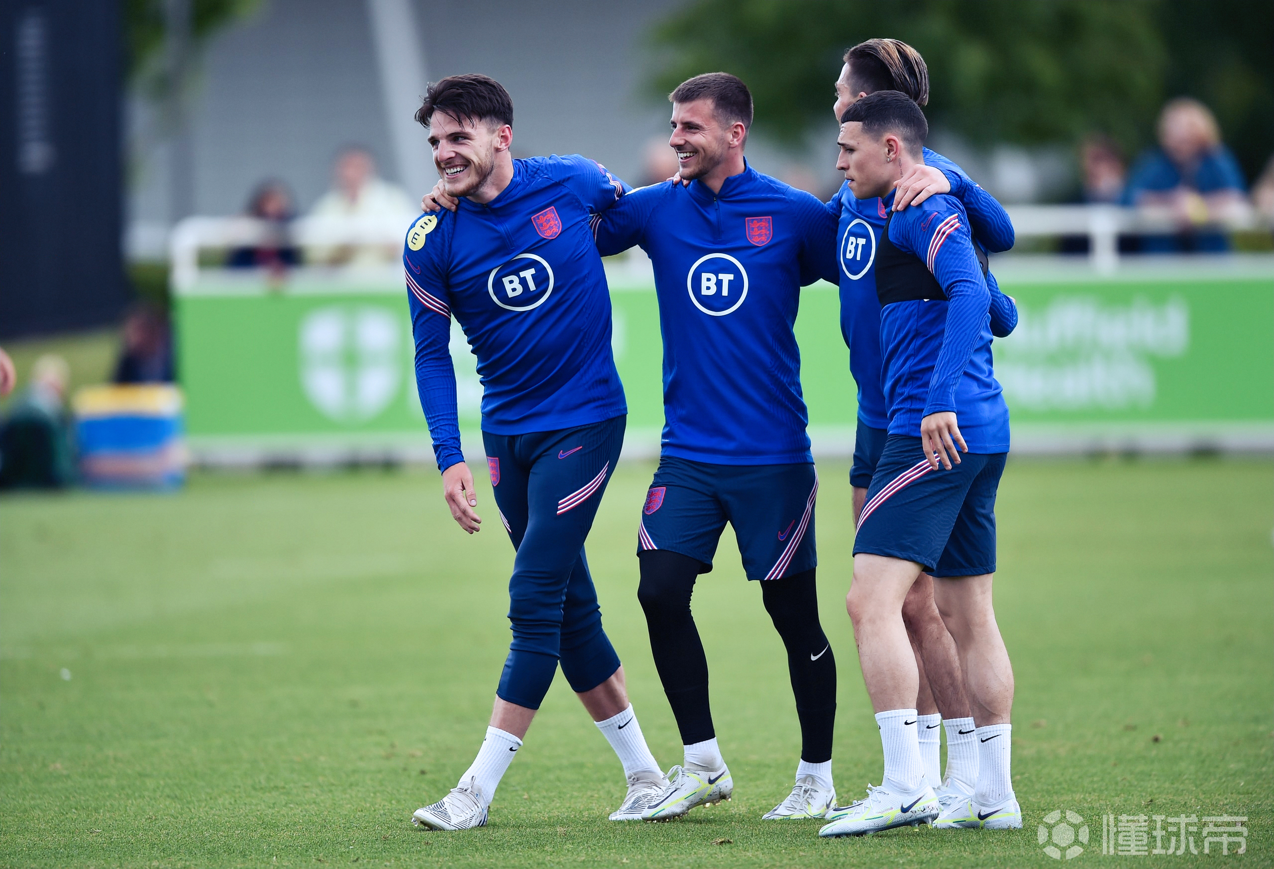 九游娱乐-包含英格兰队险胜日本队，林高远带队取胜的词条