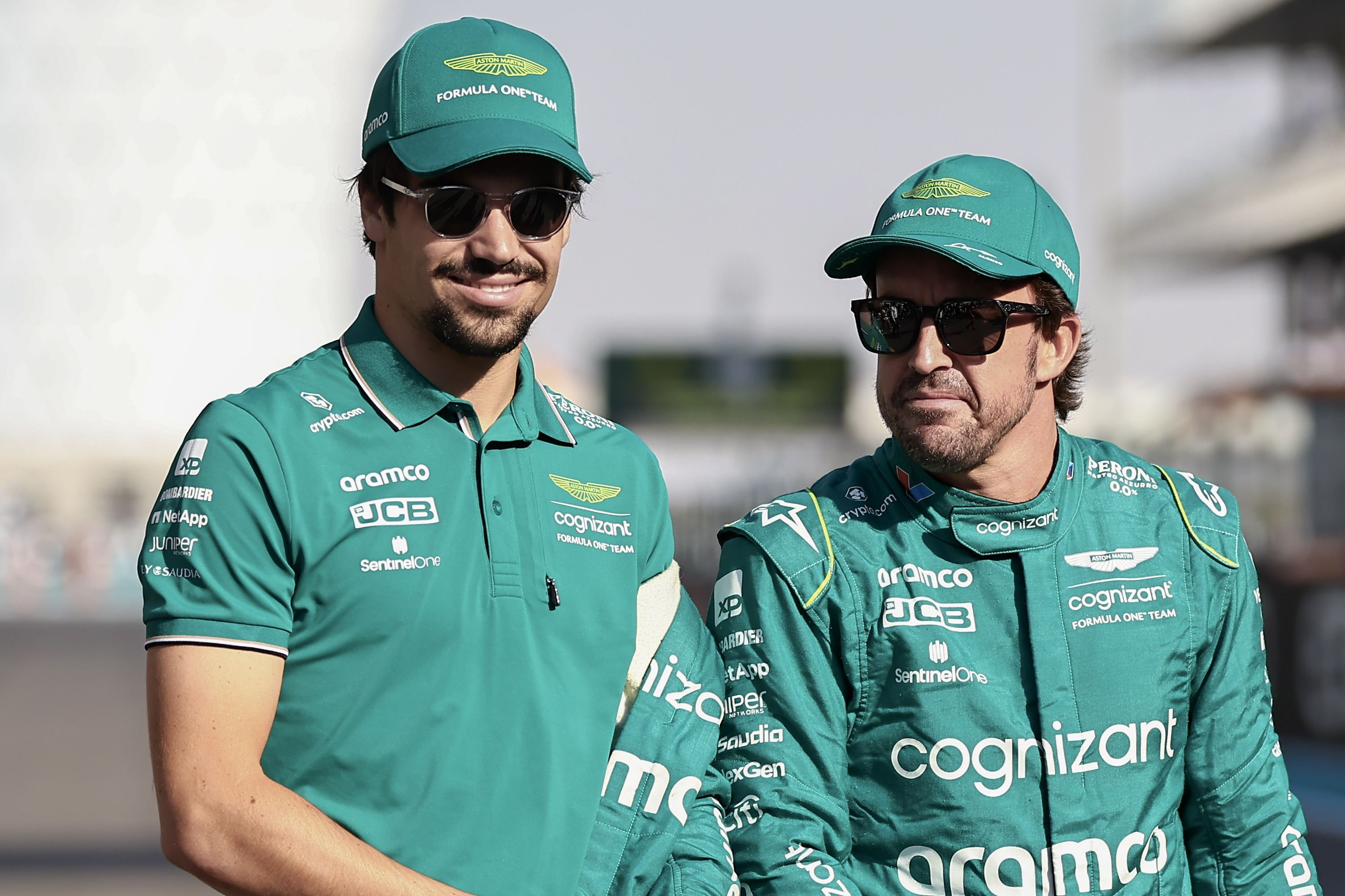 关于索伯车队力克阿斯顿马丁，拉塞尔点燃赛场的信息