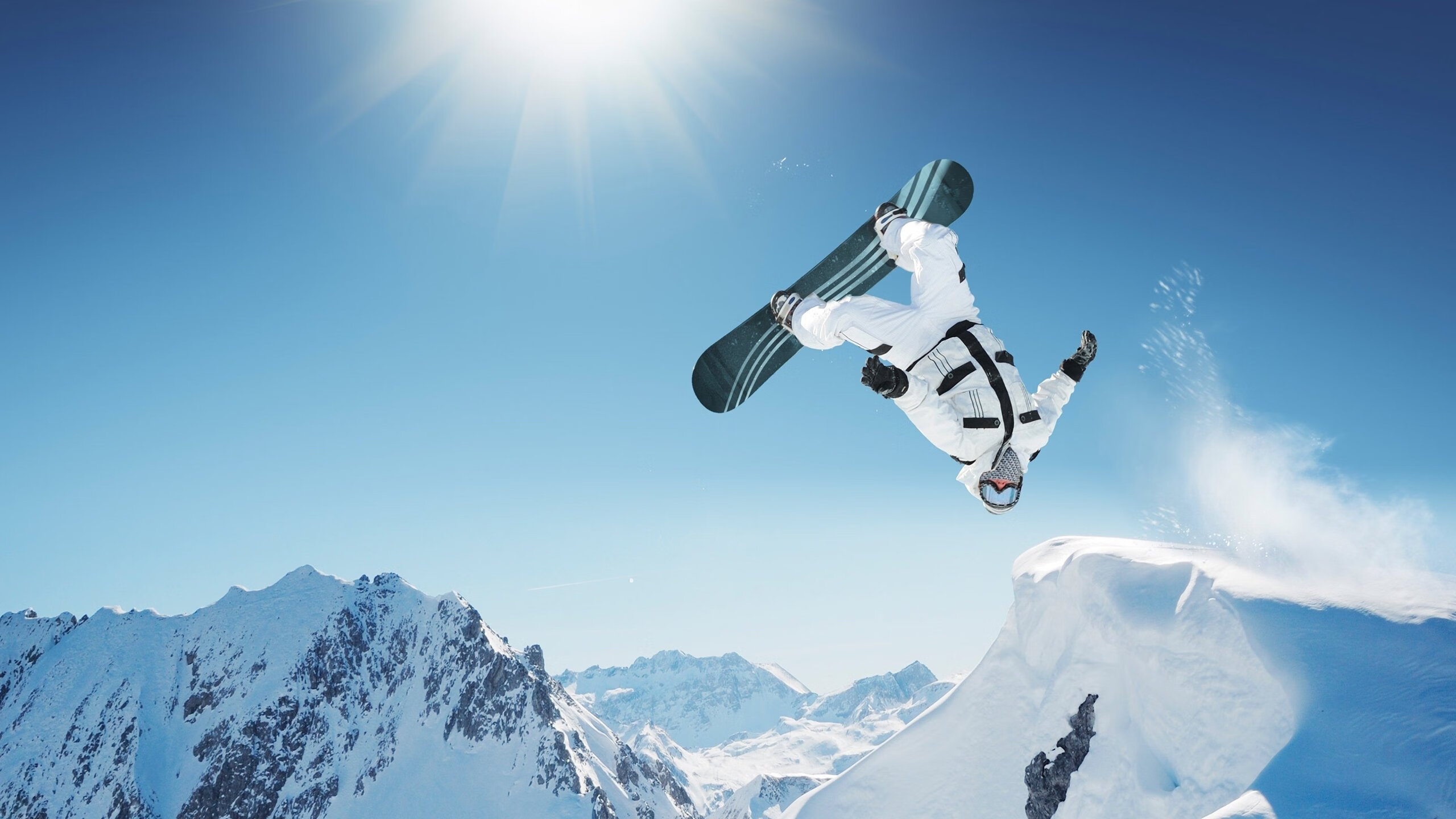 从美网绝境到伦敦之巅,纳达尔用逆转点燃ATP总决赛的永恒火焰